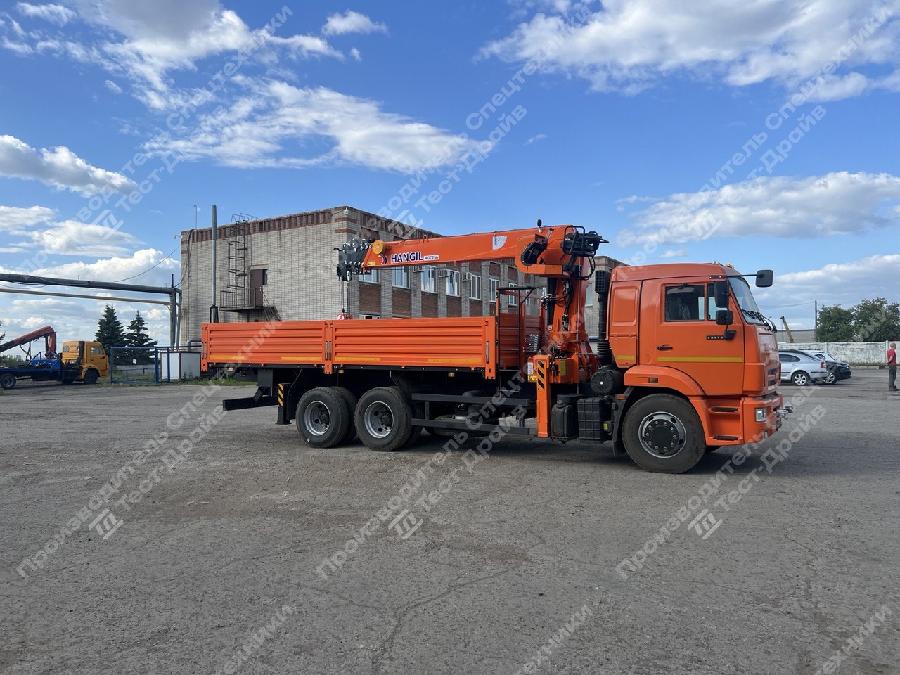 Бортовой КамАЗ 65115-48 6x4 с КМУ Hangil HGC 756 Фото №6