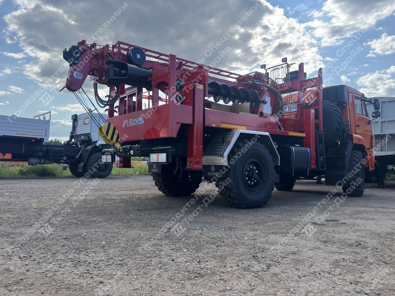 Бурильно-крановая машина КамАЗ-43502 4x4 с БКУ KANGLIM KDC 5600 Фото №8
