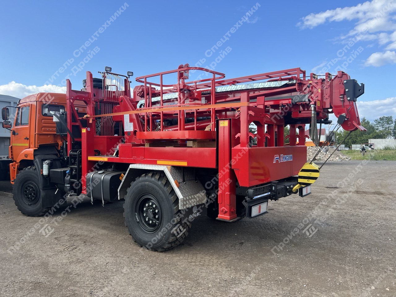 Бурильно-крановая машина КамАЗ-43502 4x4 с БКУ KANGLIM KDC 5600 Фото №9