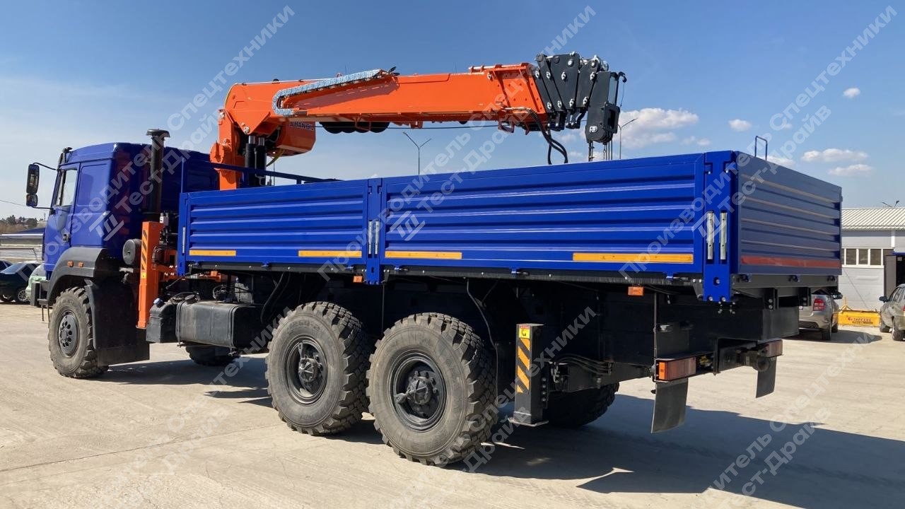 Бортовой Урал 4320-4972-80E5 6x6 с КМУ Hangil HGC 976 и буровым оборудованием Фото №2