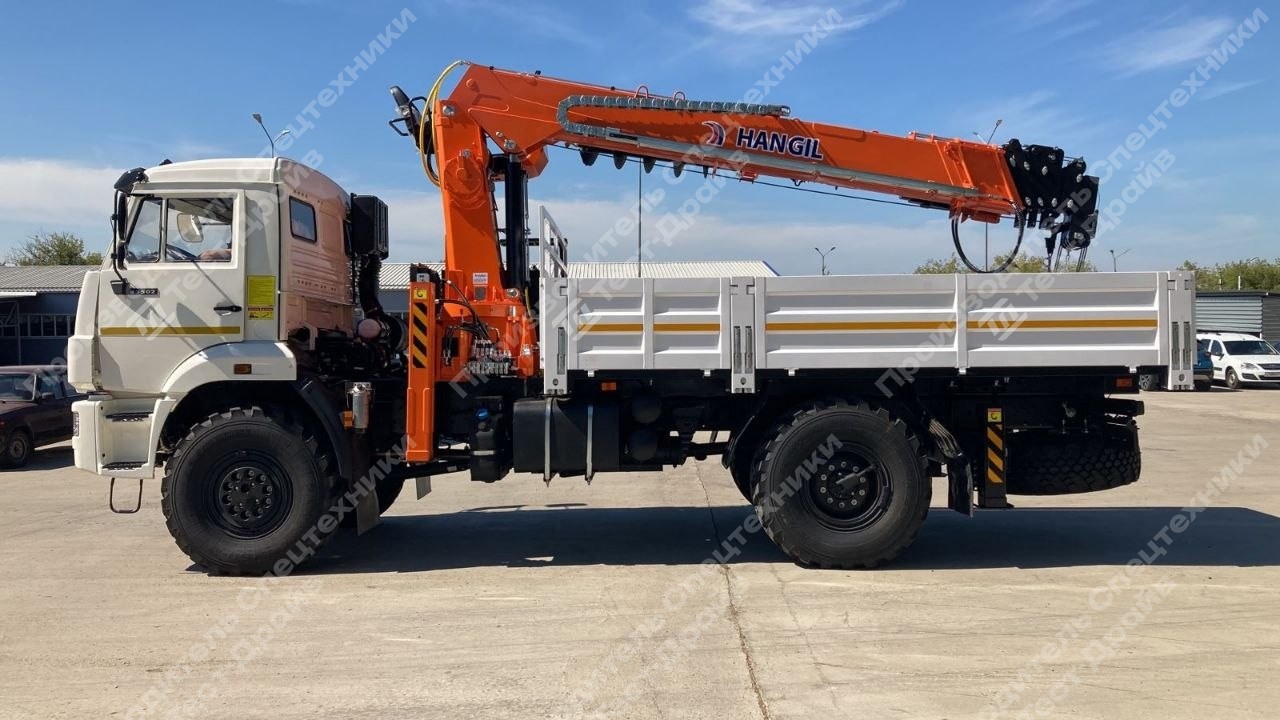 Бортовой КамАЗ 43118 6x6 с КМУ Hangil HGC 976 с навесным буровым оборудованием Фото №9